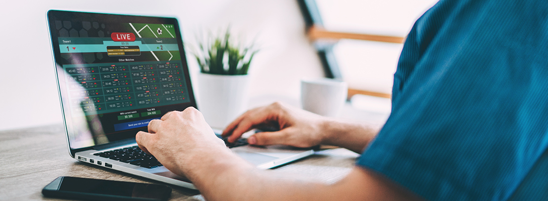 Live poker vs online poker 1